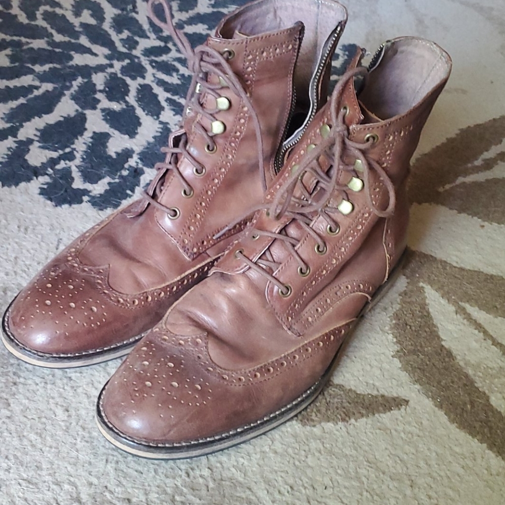 Andrew Marc wingtip boots